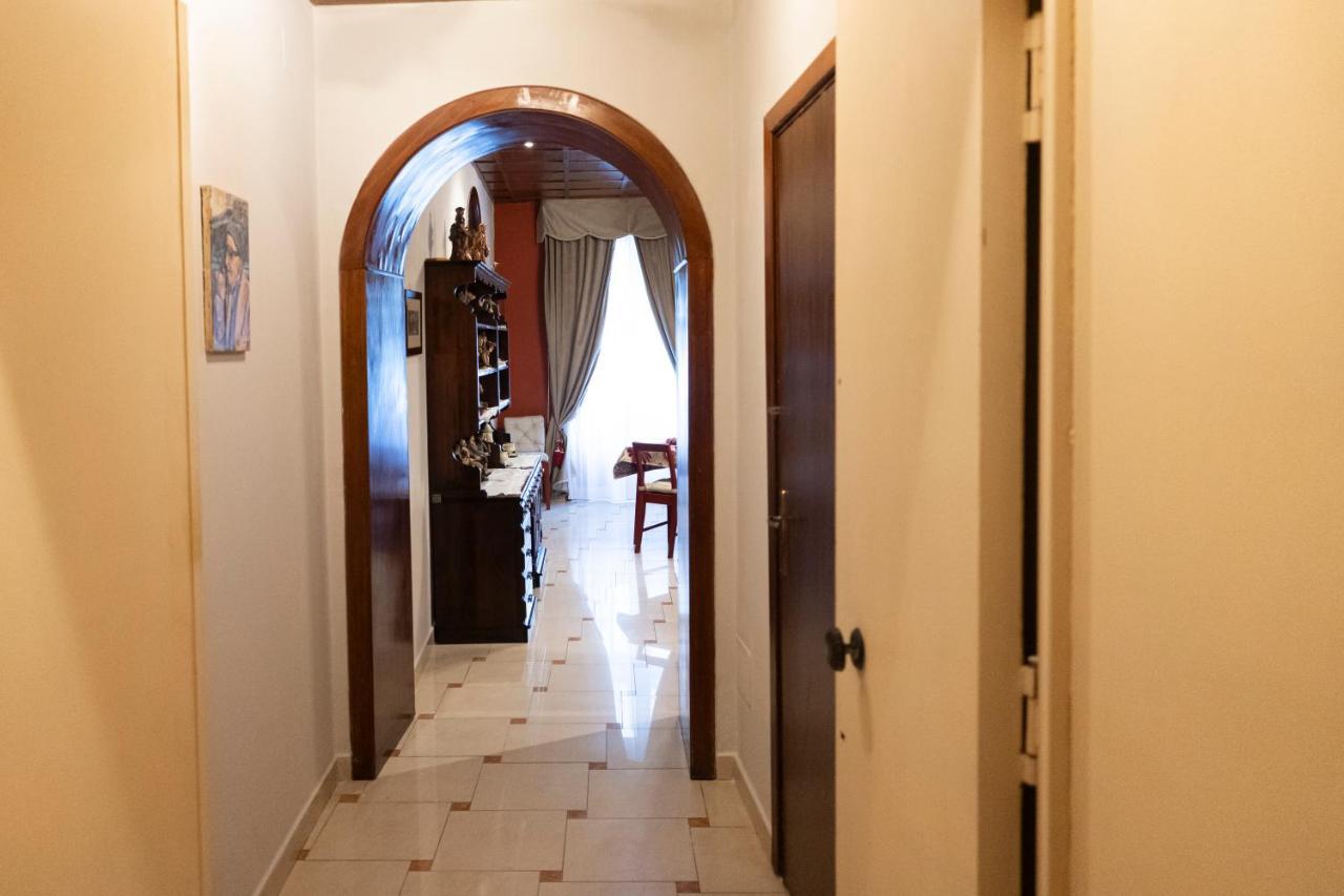 Affitta Camera Don Vittorio - Napoli Portacapuana Екстер'єр фото