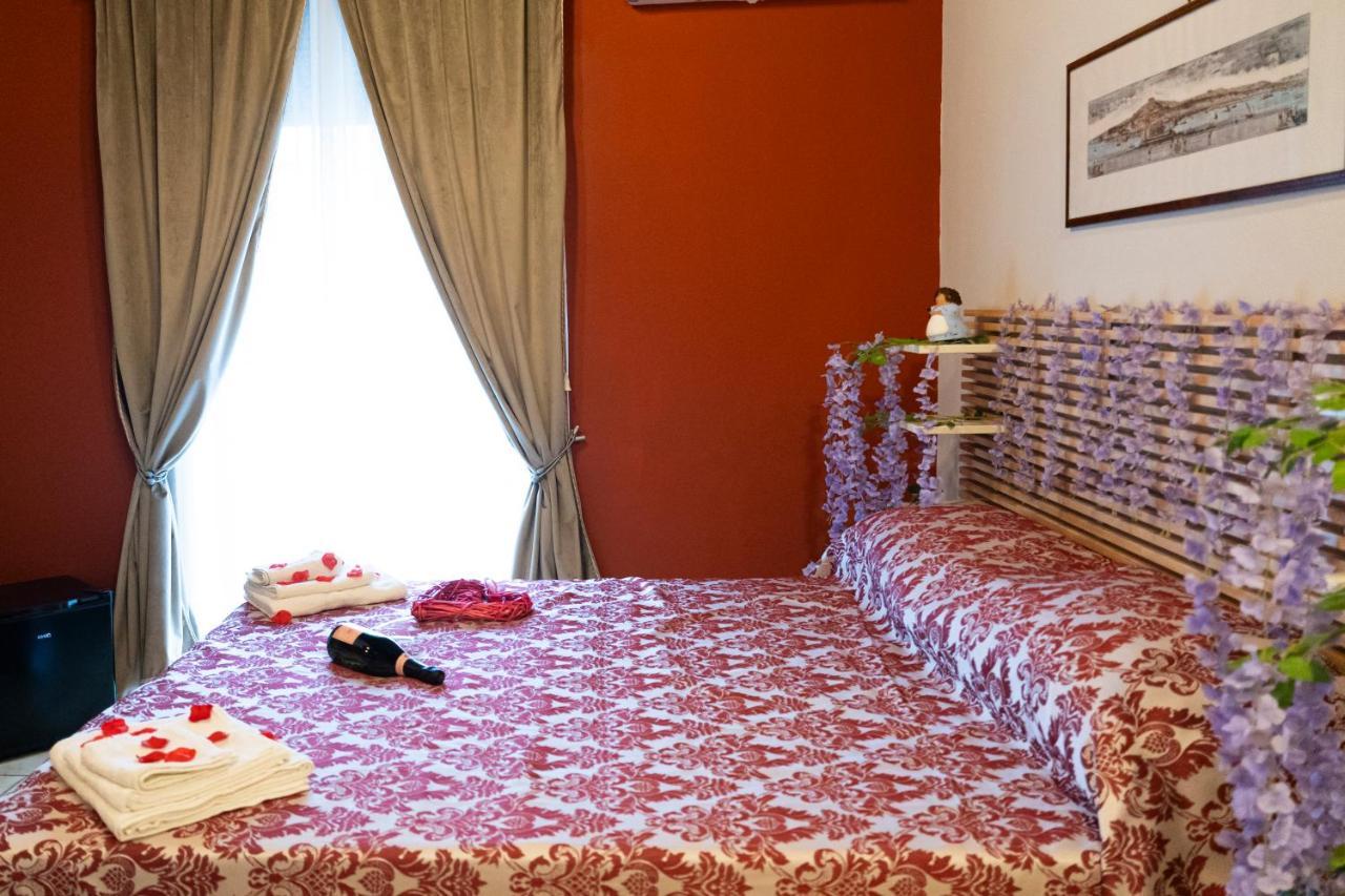 Affitta Camera Don Vittorio - Napoli Portacapuana Екстер'єр фото